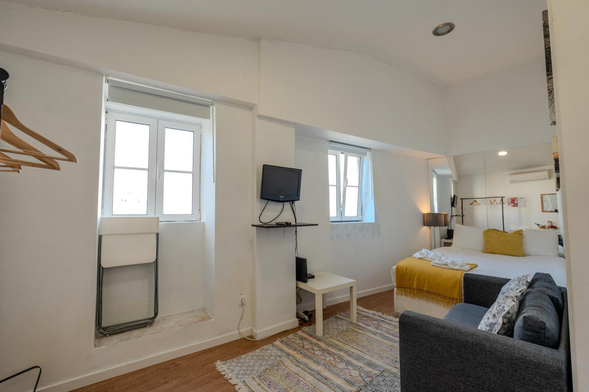 Studio Mouraria, Lisbon Center, Tram & Metro ภายนอก รูปภาพ